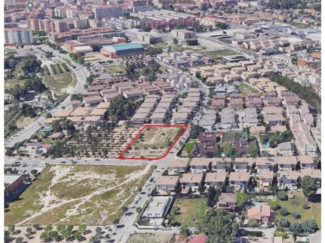 Terreno en venta en Elda, Alicante photo 1