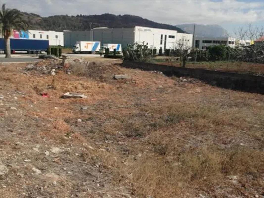 Terreno en venta en Pedreguer, Alicante photo 1
