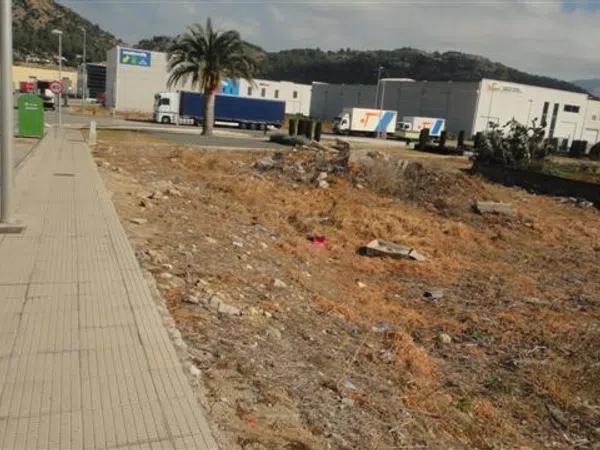 Terreno en calle de Joana Escorna photo 2