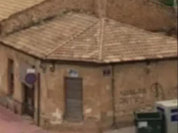 Terreno en avenida Reyes Católicos, 82 thumbnail 1