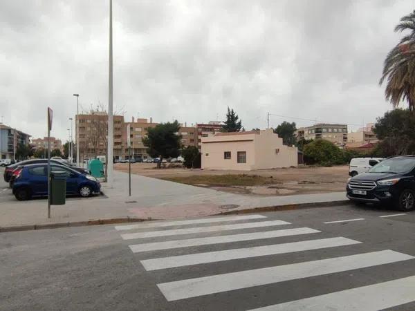 Terreno en calle la Palmera, 8 photo 1