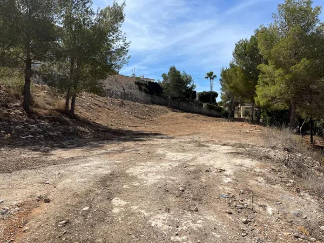 Terreno en venta en Moraira, Alicante photo 1
