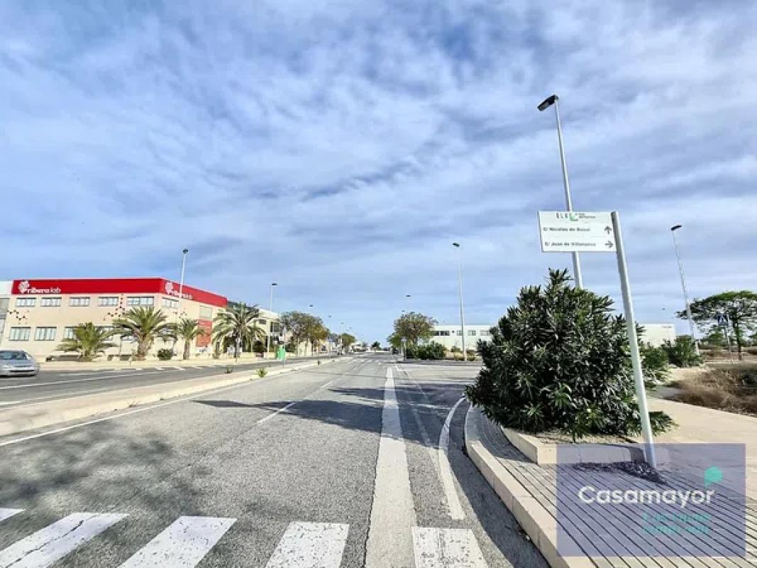 Terreno en venta en Elche / Elx, Alicante photo 3