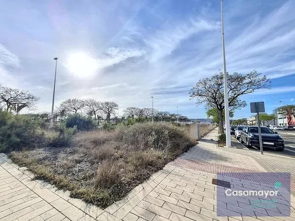 Terreno en calle Nicolás de Bussi photo 1