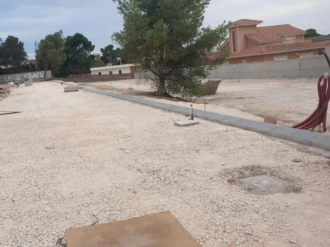 Terreno en venta en Petrer, Alicante photo 4