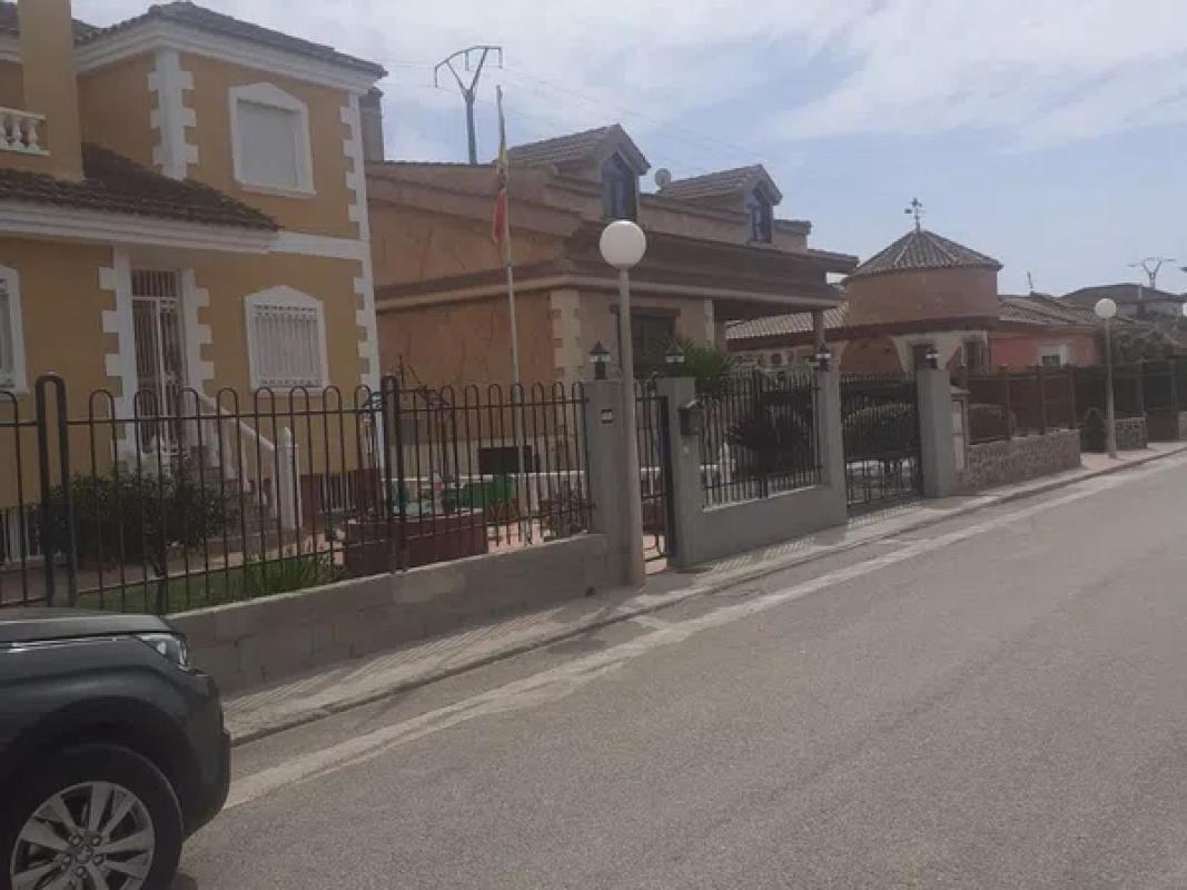 Terreno en venta en Orihuela, Alicante photo 2