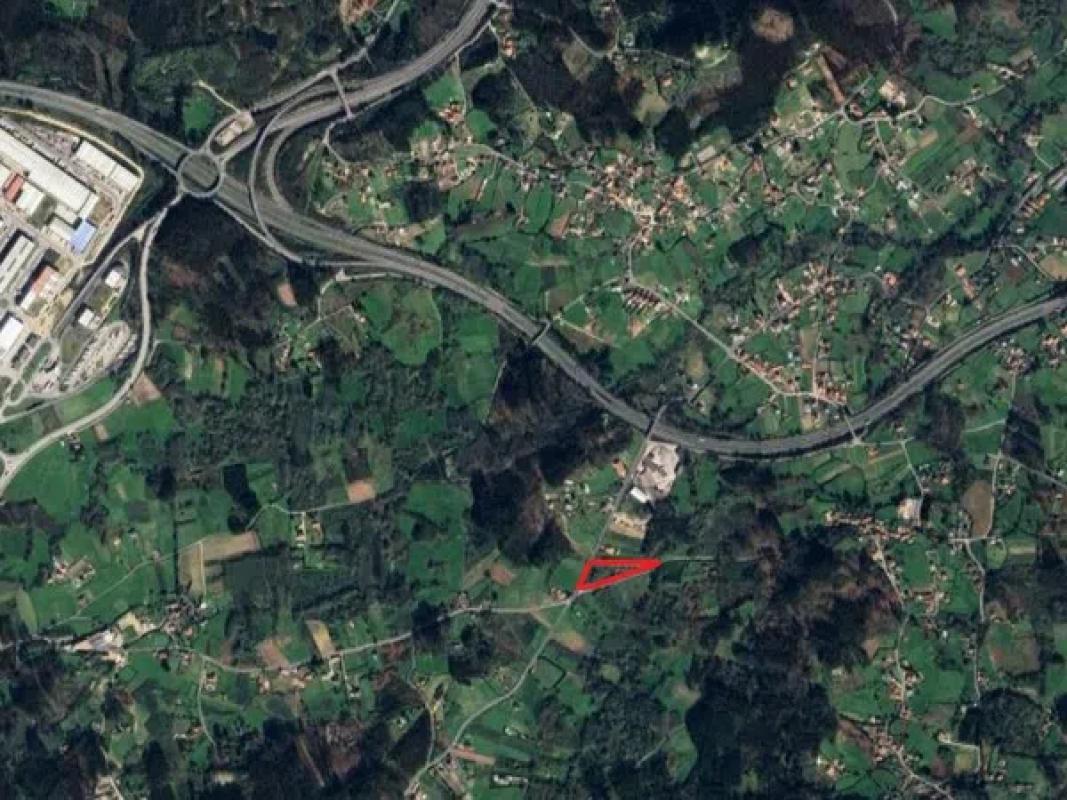 Terreno en venta en Culleredo, A Coruña photo 2