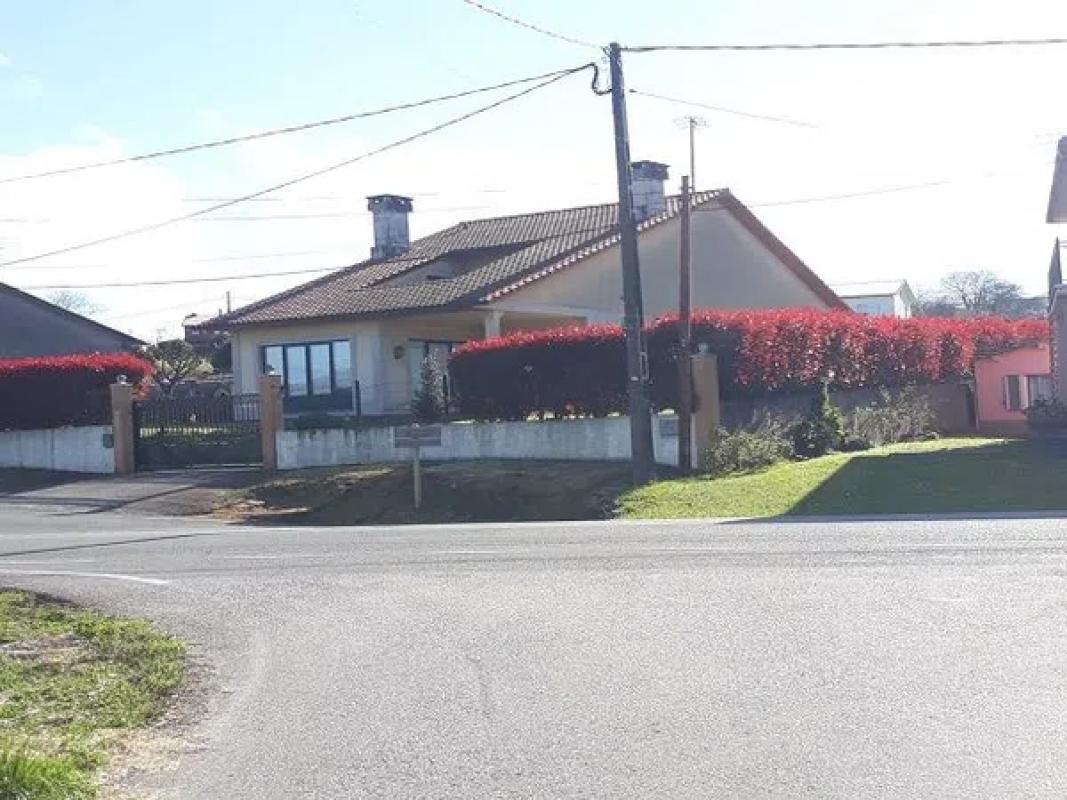 Terreno en venta en Narón, A Coruña photo 1
