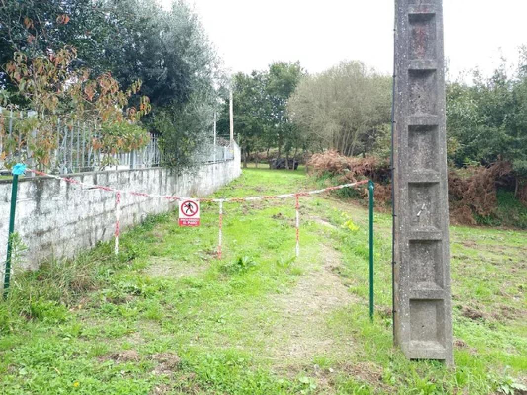 Działka na sprzedaż w Betanzos, A Coruña photo 1