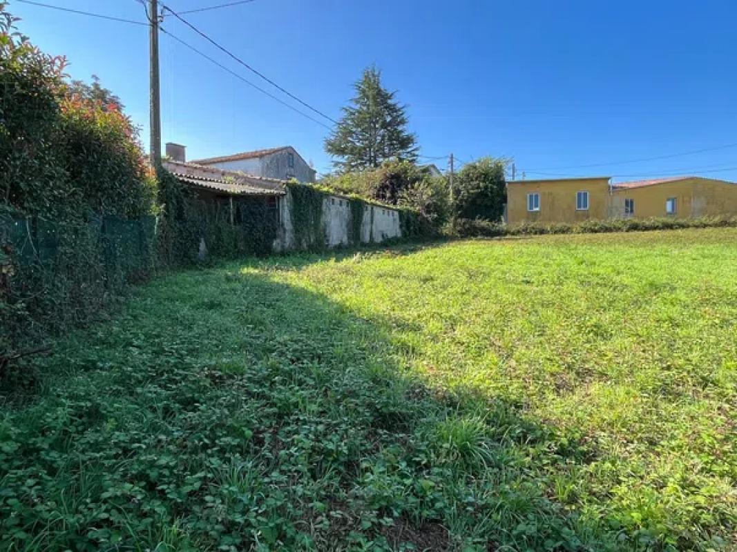Land for sale in Bergondo, A Coruña photo 2
