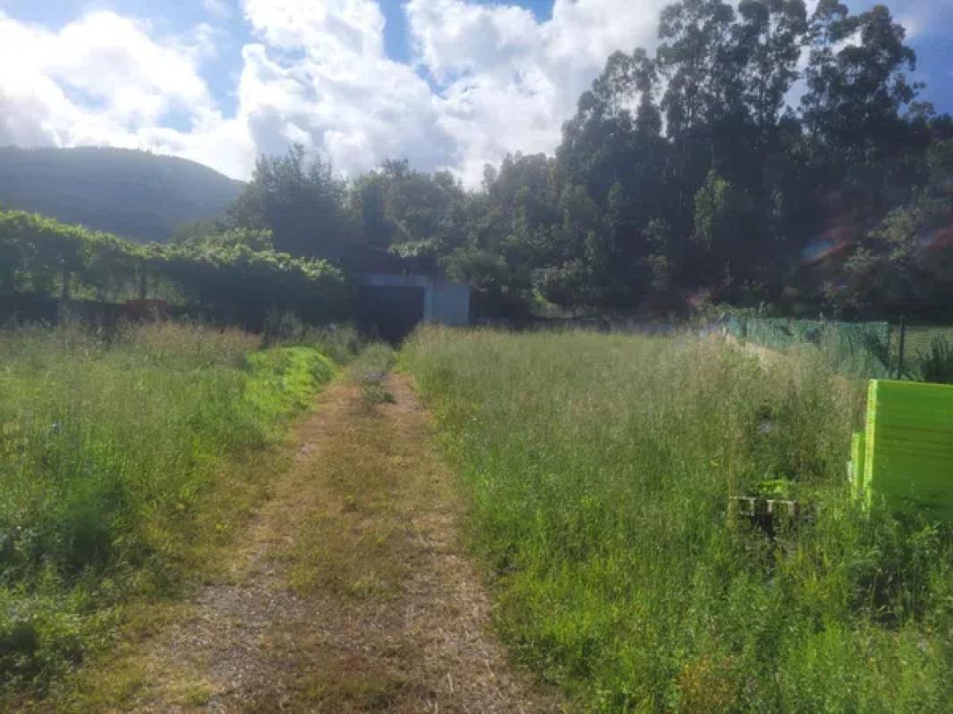 Terreno en venta en Noia, A Coruña photo 1