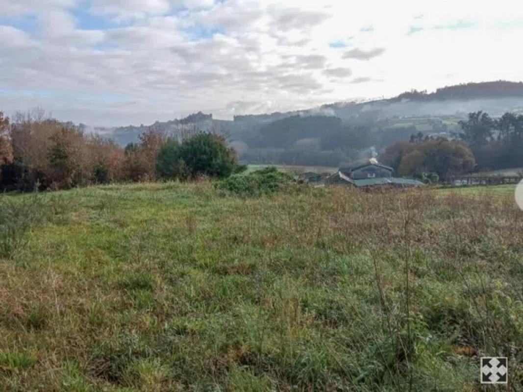 Terreno en venta en Carral, A Coruña photo 3
