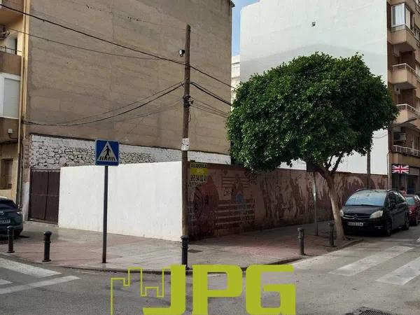 Terreno en calle Doctor Gadea photo 1