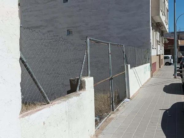 Terreno en calle San Quintín photo 3