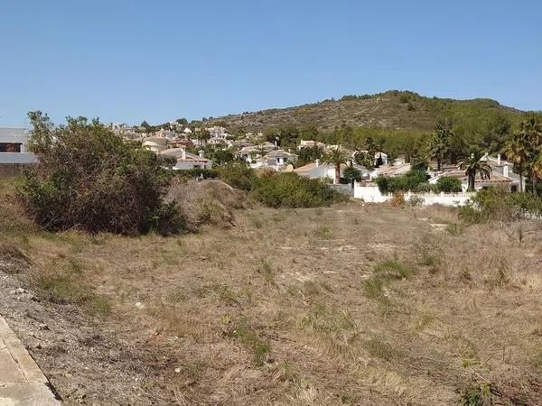 Terreno en Urbanització les Fonts photo 1