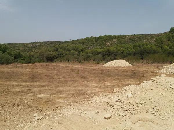 Terreno en carretera cv-715, km 43 thumbnail 1