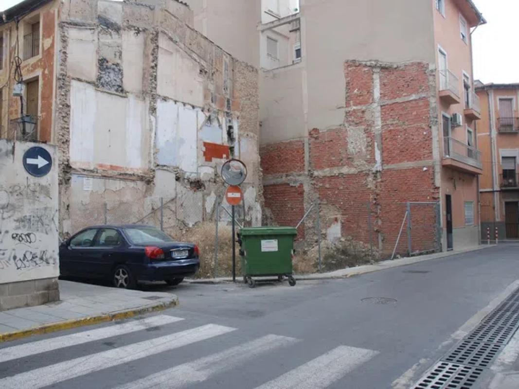 Terreno en venta en Elda, Alicante photo 1