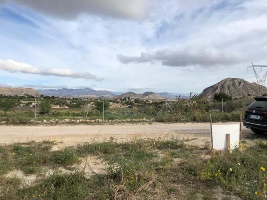 Terreno en venta en Elche / Elx, Alicante photo 3
