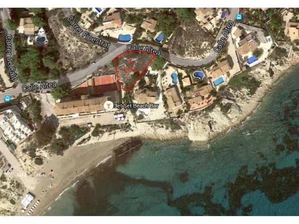 Terreno en calle Altea photo