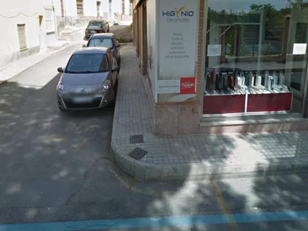 Terreno en venta en Petrer, Alicante photo 4