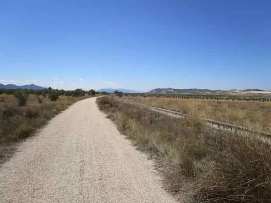 Terreno en venta en Biar, Alicante photo 5