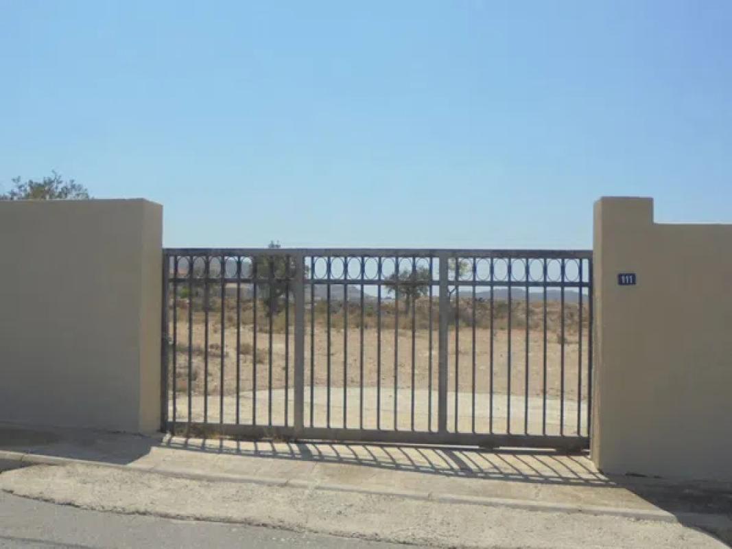 Działka na sprzedaż w Busot, Alicante photo 1