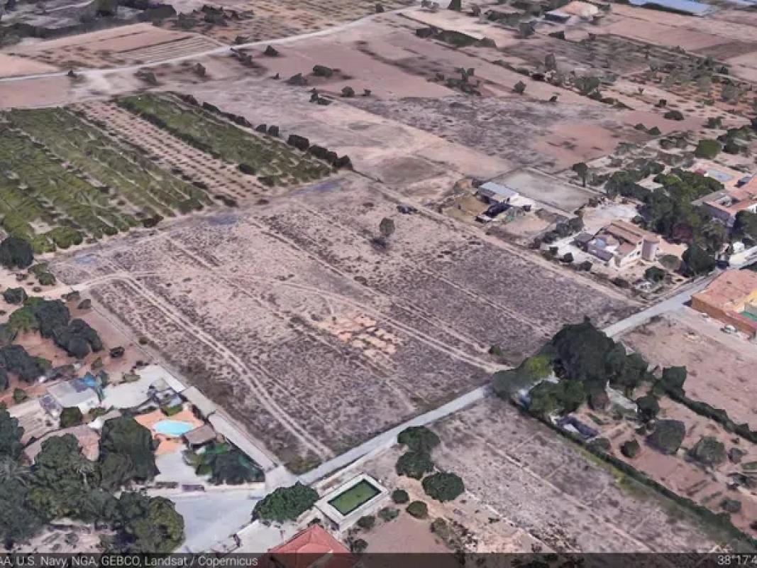 Terreno en venta en Elche / Elx, Alicante photo 3