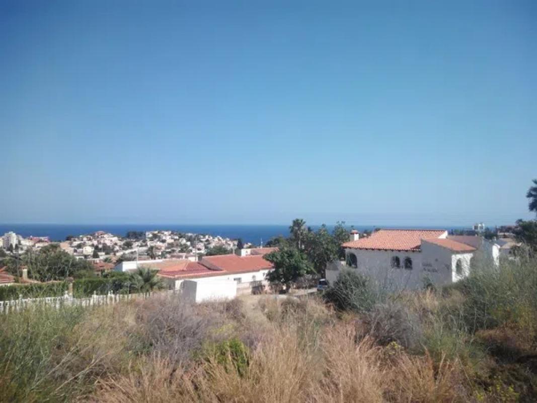Land for sale in Calpe, Alicante photo 3
