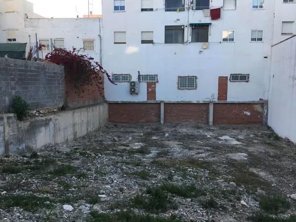 Terreno en calle San Quintín, 4 thumbnail 1