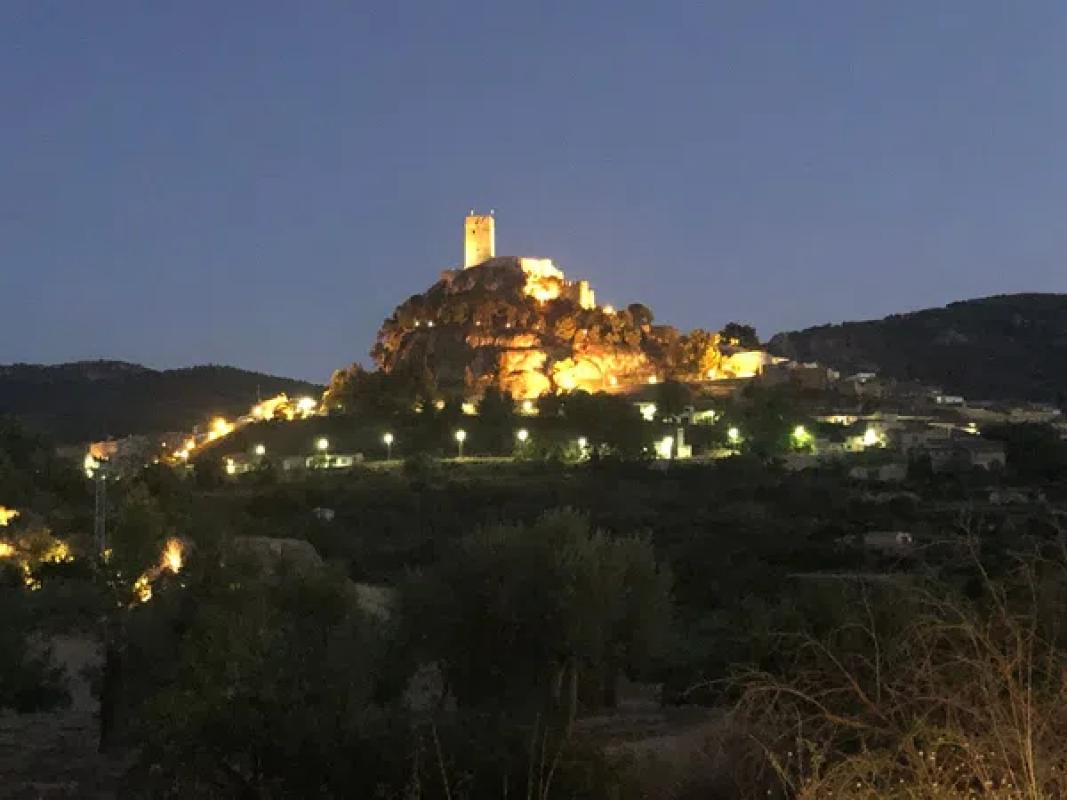 Terreno en venta en Biar, Alicante photo 2