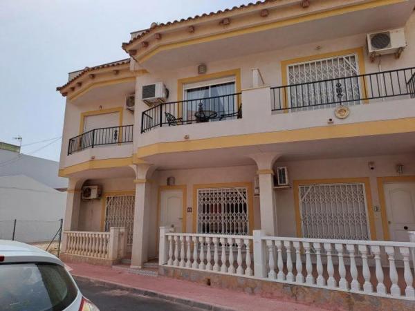 Chalet adosado en avenida Callosa Segura photo 1