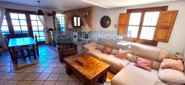 Penthouse for sale in  Calle de Sella, Benidorm photo 1