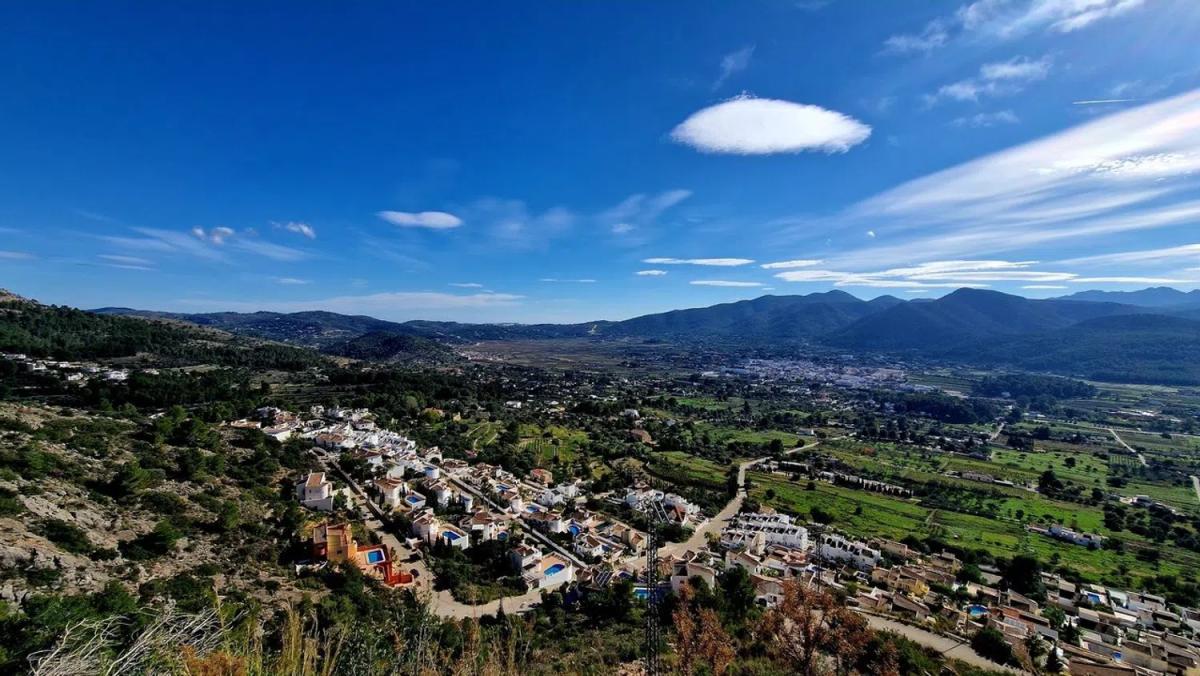 Propiedades en venta y alquiler en España photo 2