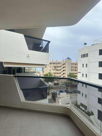 Piso en venta en Arenales del Sol, Elche / Elx thumbnail 1