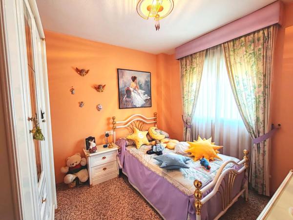 Продажа квартиры в Calle Alfonso XIII, 78, San Vicente del Raspeig thumbnail 1