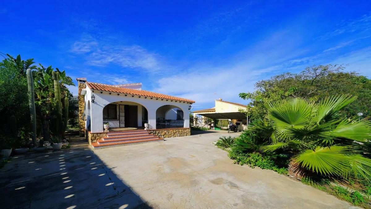 Propiedades en venta y alquiler en España photo 2