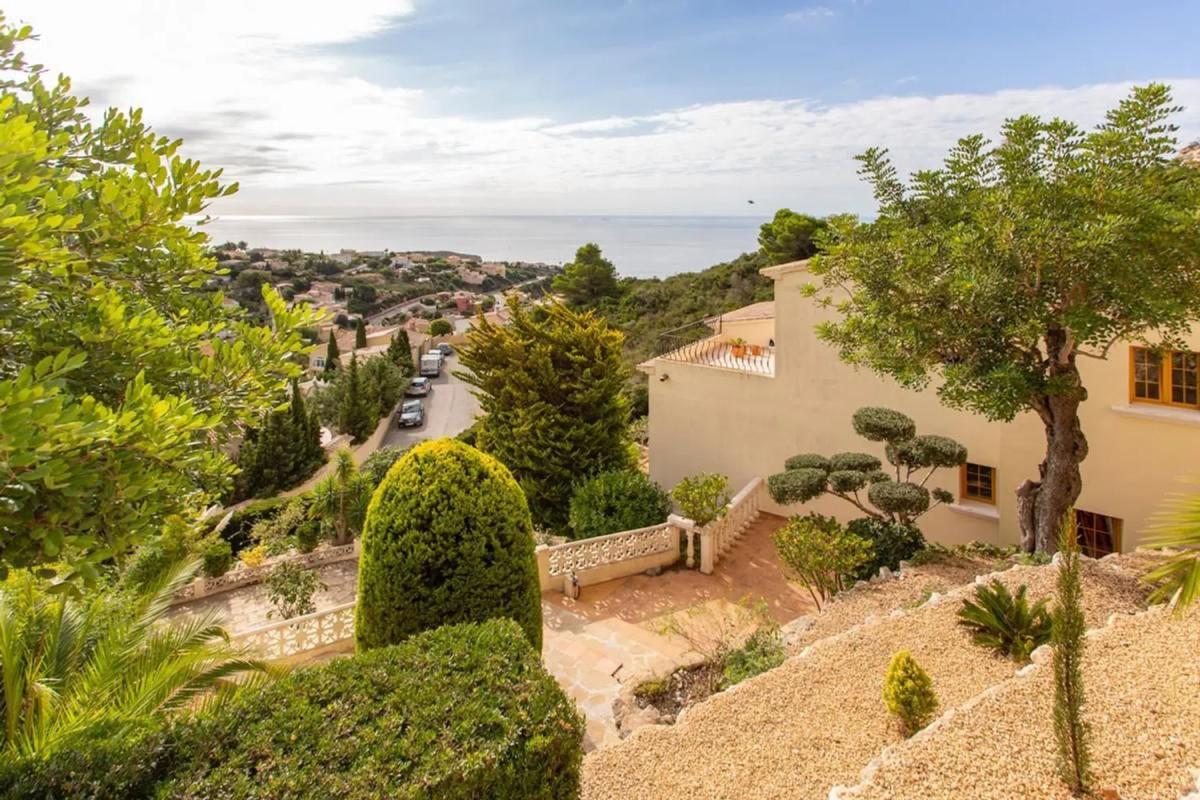 Properties for sale and rent in Spain photo 3