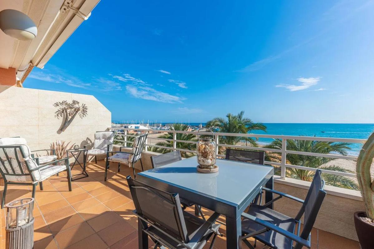 Penthouse sale in  Calle de Sant Vicent, El Campello photo 2