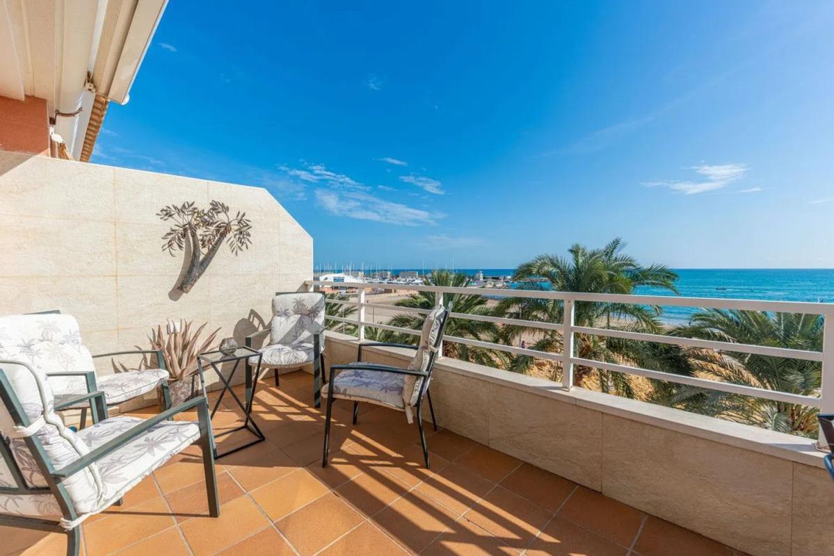 Penthouse sale in  Calle de Sant Vicent, El Campello photo 3