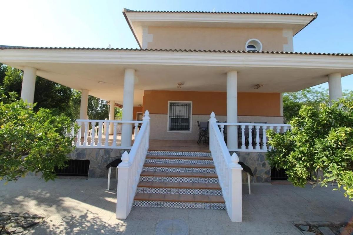 Propiedades en venta y alquiler en España photo 4