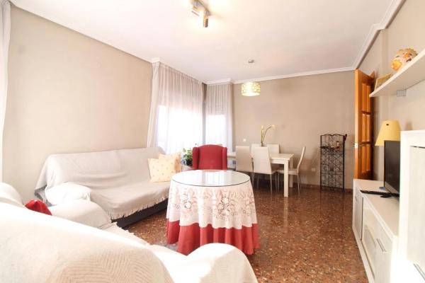Apartment for sale in Calle Milagros Maestre Esteve, Elda photo 1