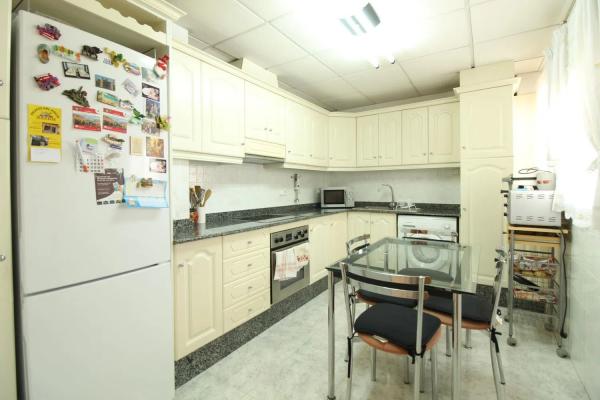 Apartment for sale in Calle Milagros Maestre Esteve, Elda thumbnail 2