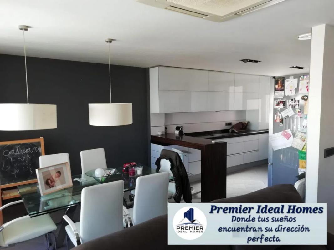 Sale of apartment in Calle Pi y Margall s/n, Elda
photo 1