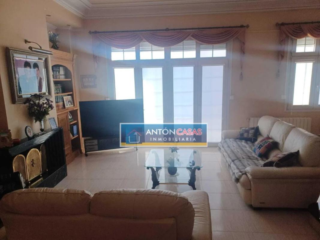 Propiedades en venta y alquiler en España photo 3