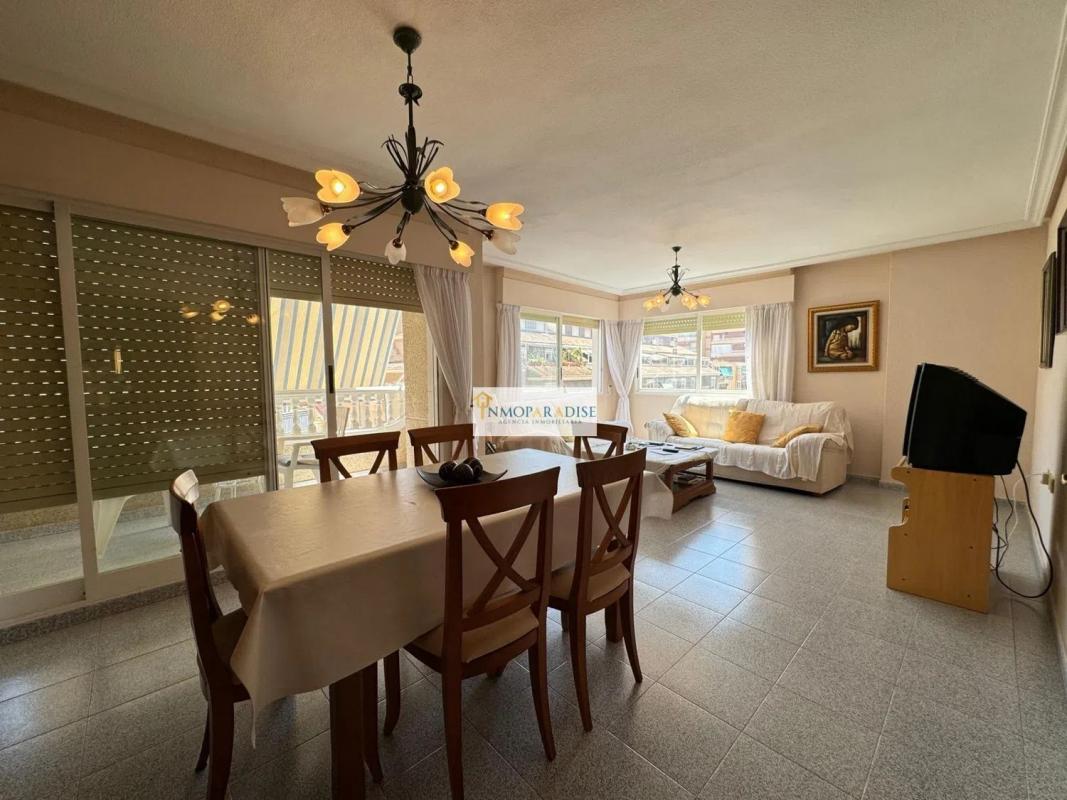 Sale of apartment in Calle de Colón, El Campello
photo 3
