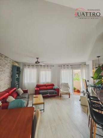Продажа квартиры в Calle Álvarez Quintero, San Vicente del Raspeig photo 1