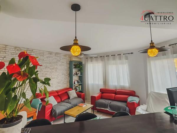 Продажа квартиры в Calle Álvarez Quintero, San Vicente del Raspeig thumbnail 2