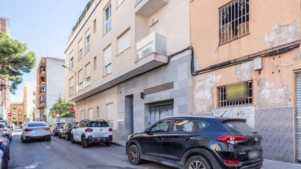 Studio for sale in Calle Pizarro, Elda thumbnail 2