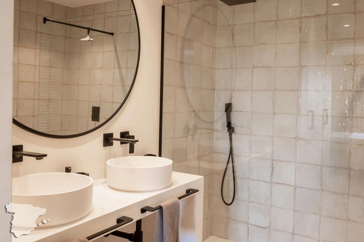 Properties for sale and rent in Spain photo 2