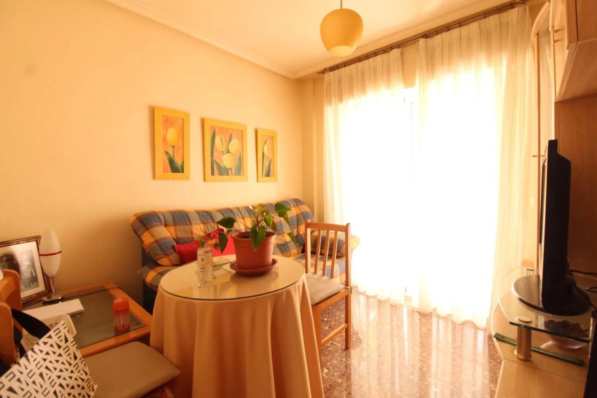 Sale of apartment in Calle Milagros Maestre Esteve, Elda
photo 4
